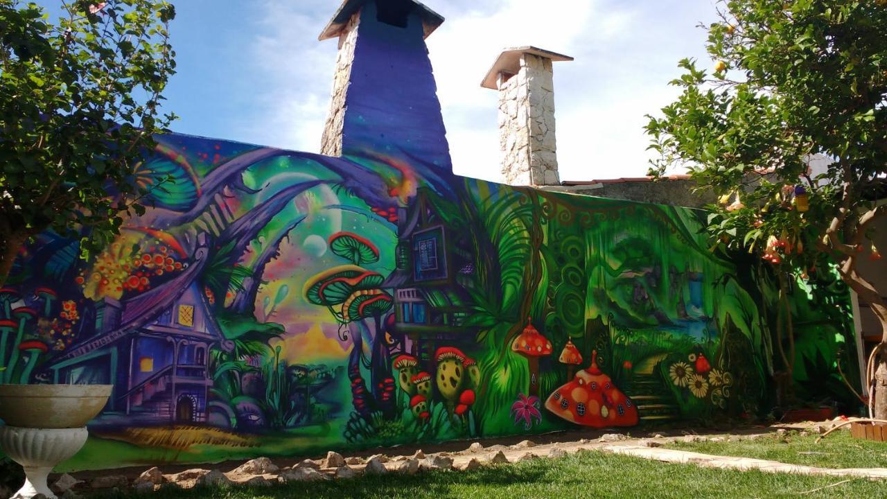 Natural Mystic Hostel Costa da Caparica Exterior foto